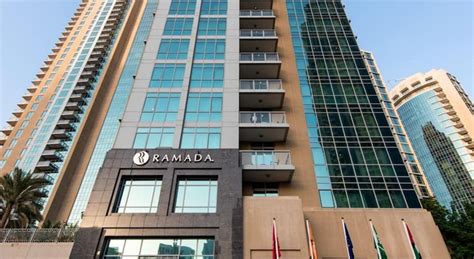 Ramada by Wyndham Downtown Dubai, Dubai .